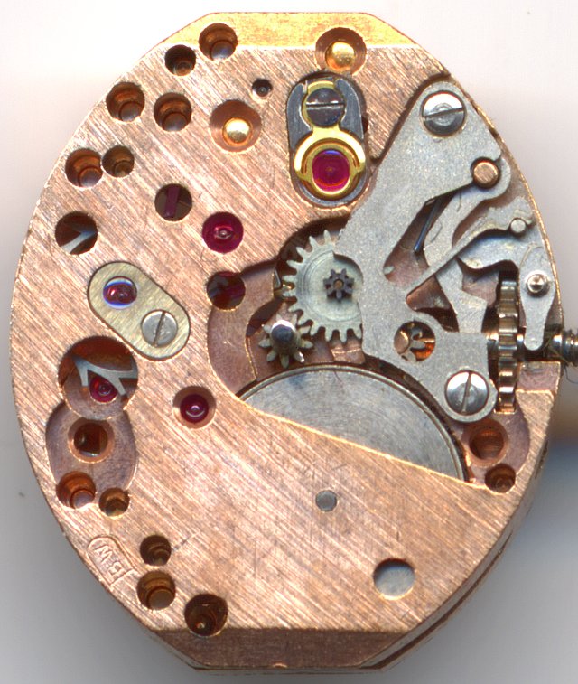 dial side view, version with normal screw balance dial side view, version with normal screw balance