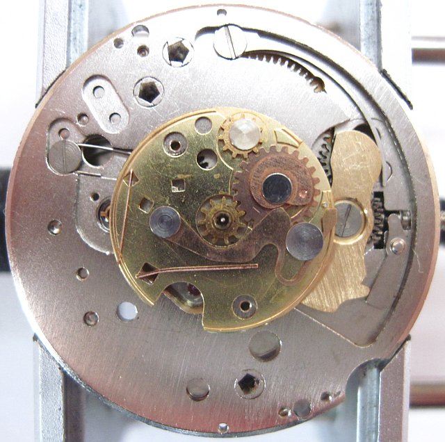 date mechanism