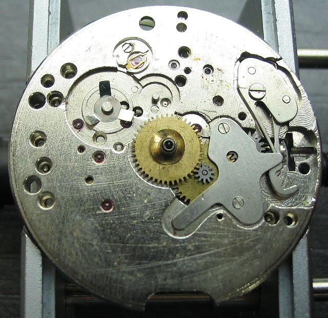 date mechanism: vertical coupling date mechanism: vertical coupling