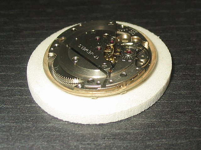 CD puck in use